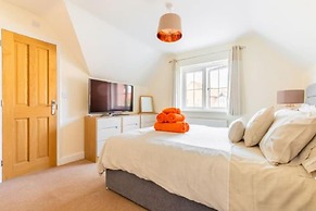 Host Stay - Violetta Cottage