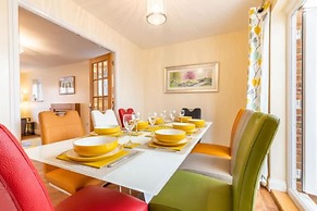 Host Stay - Violetta Cottage