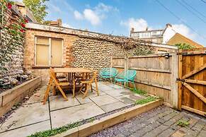 Host Stay Villa Otto