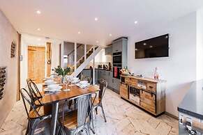 Host Stay Villa Otto