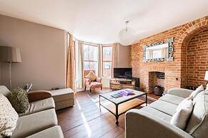 Host Stay Villa Otto