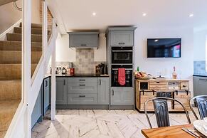 Host Stay Villa Otto