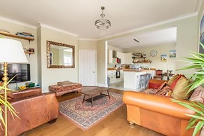 Host Stay Cabbell Towers