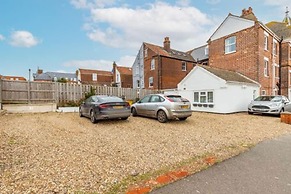 Host Stay Cabbell Towers