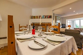 Host Stay St Joseph s Cottage