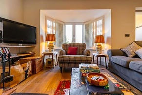 Host Stay St Joseph s Cottage