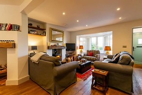 Host Stay St Joseph s Cottage