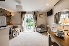 Host Stay The Aylesbury Garden Apartment