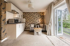Host Stay The Aylesbury Garden Apartment