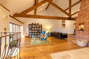 Host Stay Owl Barn