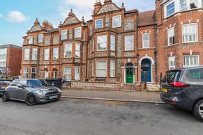 Host Stay Cromer Town Apartment 1