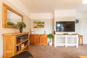 Host Stay St Clements House