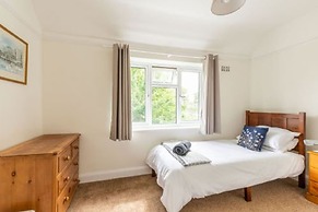 Host Stay St Clements House