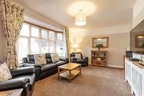 Host Stay St Clements House