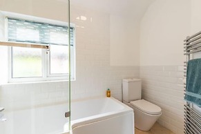 Host Stay St Clements House