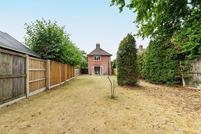 Host Stay St Clements House