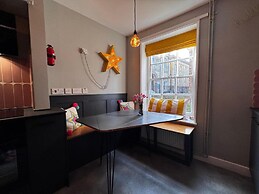 Host Stay Princes Cottage