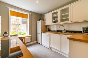 Host Stay Princes Cottage