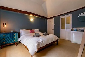 Host Stay Princes Cottage