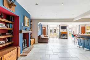 Host Stay Church Lane Cottage