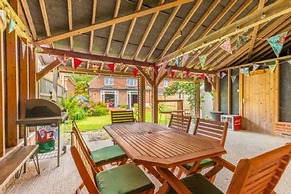 Host Stay Church Lane Cottage