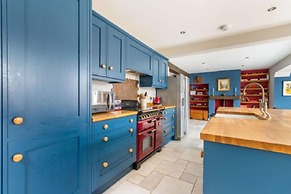 Host Stay Church Lane Cottage