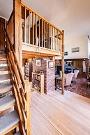 Host Stay Shipyard Studio