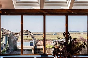 Host Stay Shipyard Studio