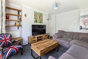 Host Stay Church Close