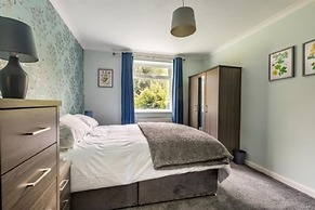 Host Stay Church Close