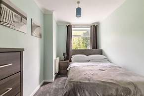 Host Stay Church Close