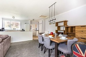 Host Stay Church Close