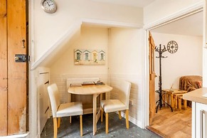 Host Stay West Street Cottage