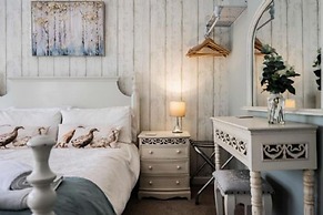 Host Stay The Saxony Garden Studio