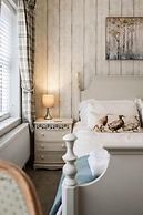 Host Stay The Saxony Garden Studio