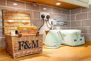 Host Stay Norfolk Historic Townhouse