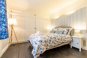 Host Stay Norfolk Historic Townhouse