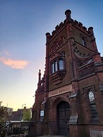 Host Stay Norfolk Historic Townhouse