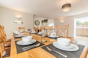 Host Stay Crimond House