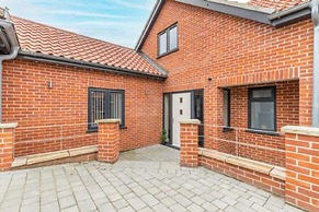 Host Stay Crimond House