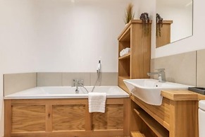 Host Stay Crimond House