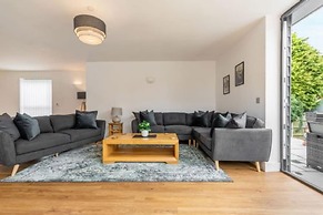 Host Stay Crimond House