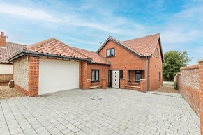 Host Stay Crimond House