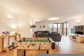 Host Stay Crimond House