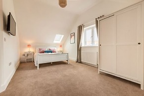 Host Stay Crimond House