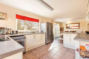 Host Stay Applegarth House