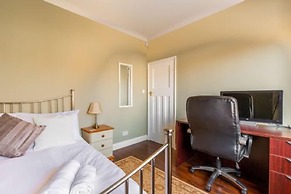 Host Stay Applegarth House