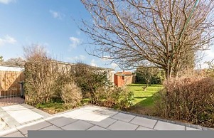 Host Stay Applegarth House