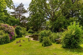 Host Stay The Orpington Garden Studio