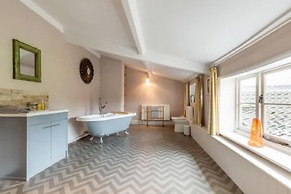 Host Stay Mill House